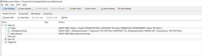 Entity Framework Core in Docker Container