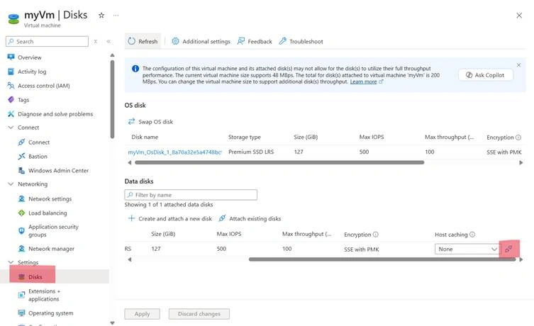 Detach disk from second VM