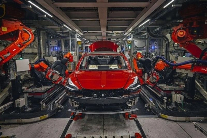 Second view of the Tesla Pipeline