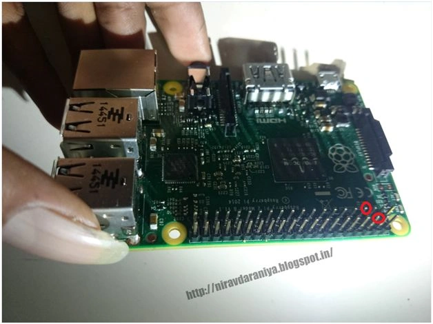 Detecting the plus-minus terminal of LED