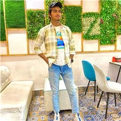 Ayaan Daraz