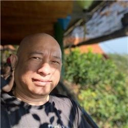 Duyet Le