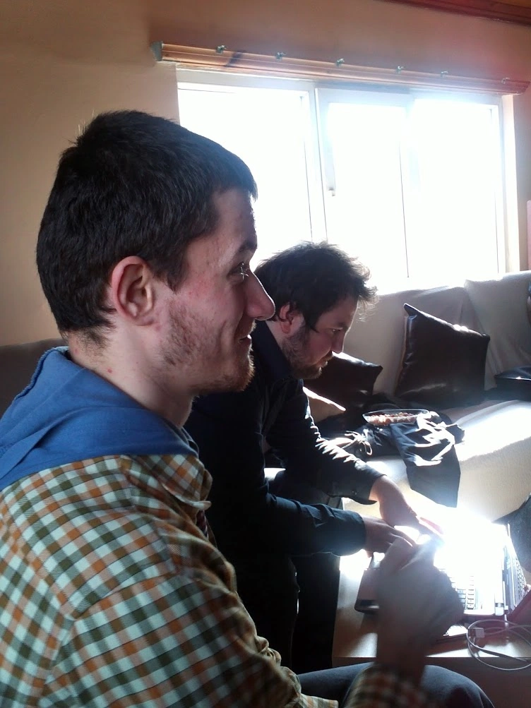 img4.jpg